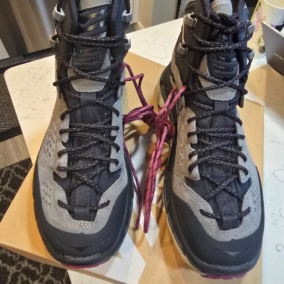 HOKA ONE TOR ULTRA HI WP Hiking Shoe Boot Black MAGNET SIZE 10 GORE-TEX GTX NEW - Picture 3 of 14